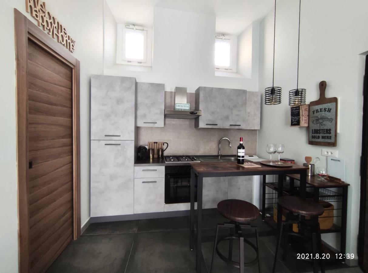La Krianza Appartement Napels Buitenkant foto